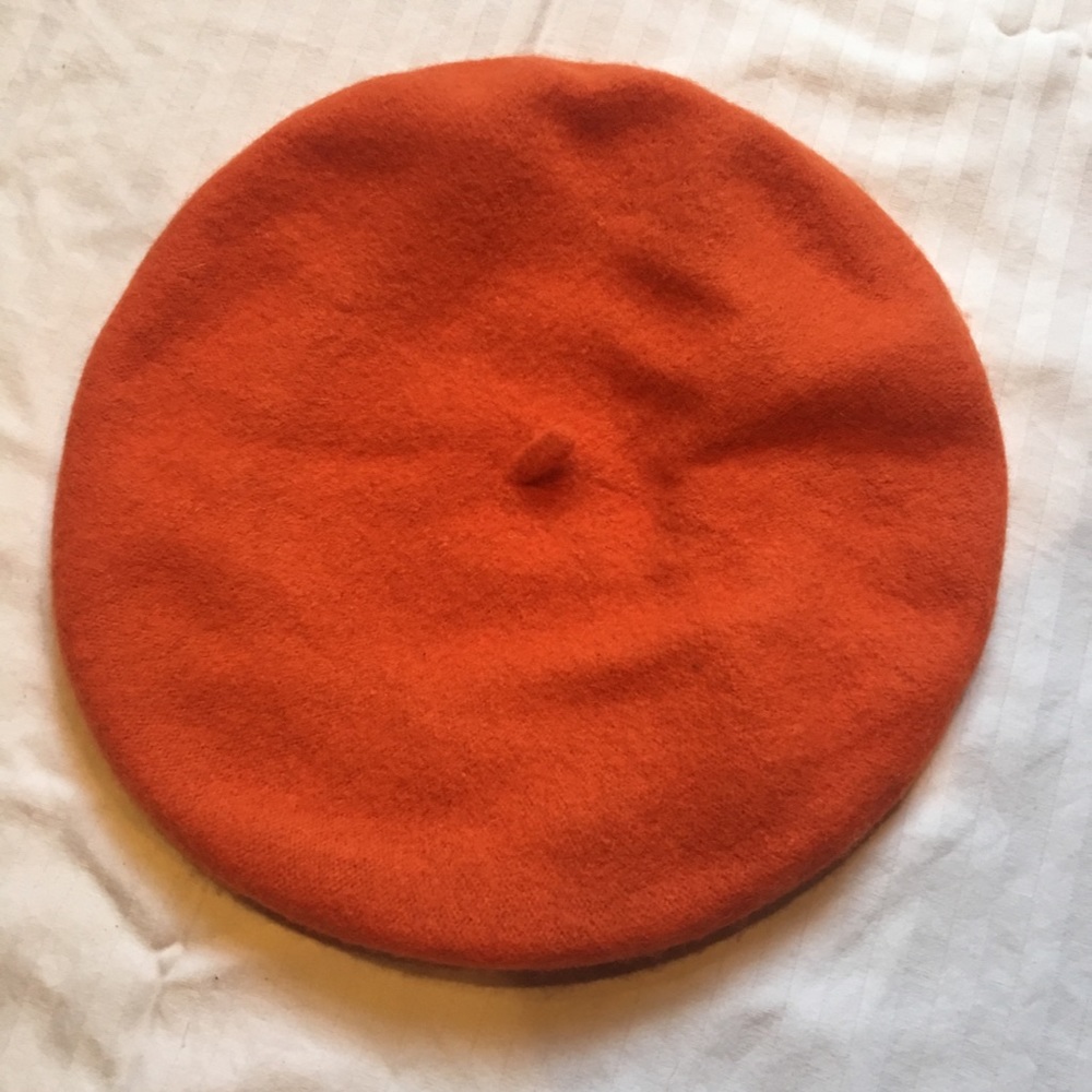 CLASSIC WOOL BERET